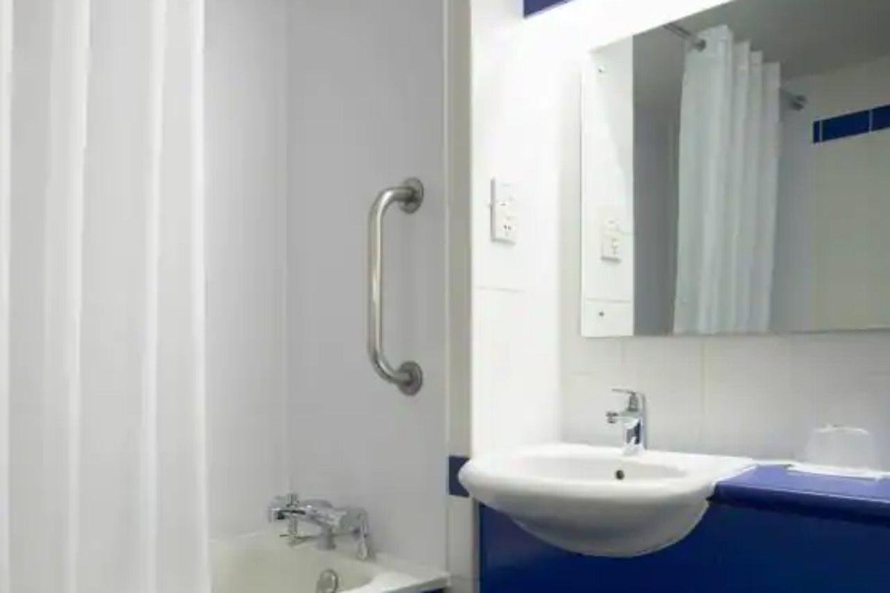 Travelodge Preston Central Zewnętrze zdjęcie